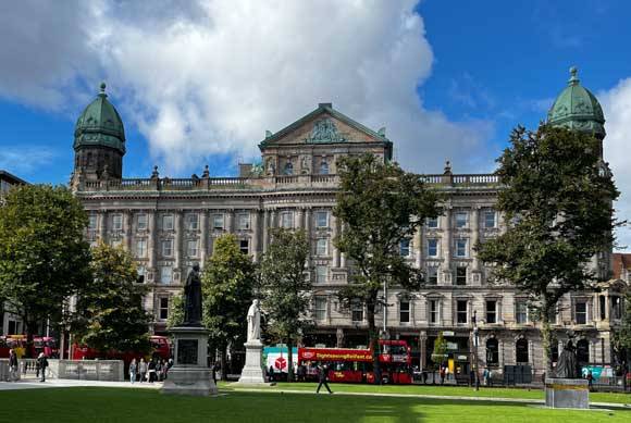 Historisches Stadtzentrum Belfast - Marks & Spencer