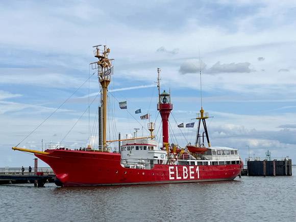 Light Ship